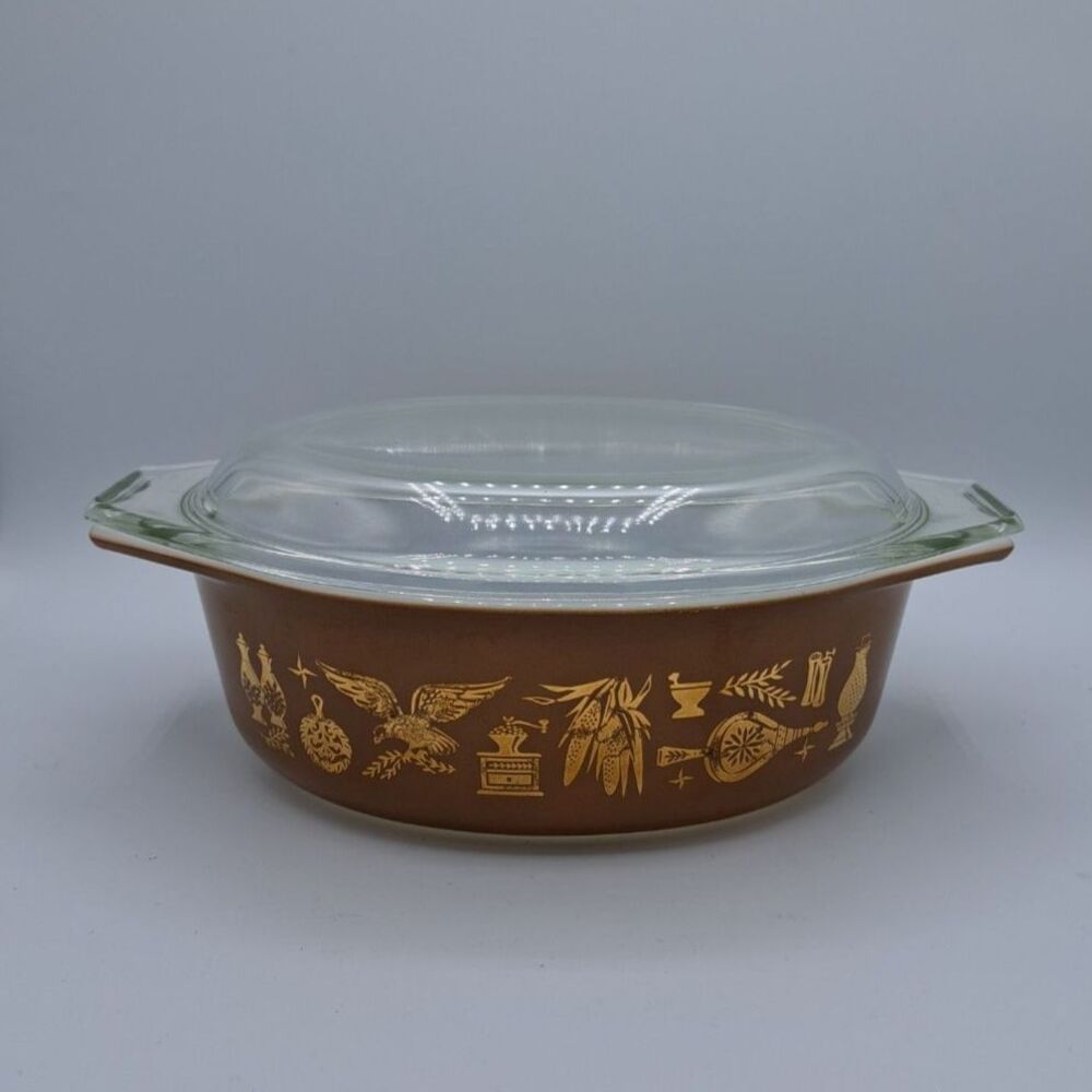 Pyrex Early American Oval Casserole Baking Dish with Lid 1.5 Qt Vintage #043